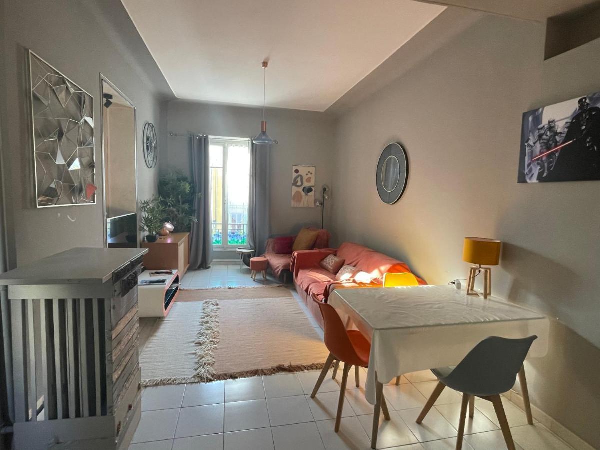 Appartement Au Centre De Ница Екстериор снимка